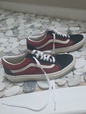 Vans  red white and blue